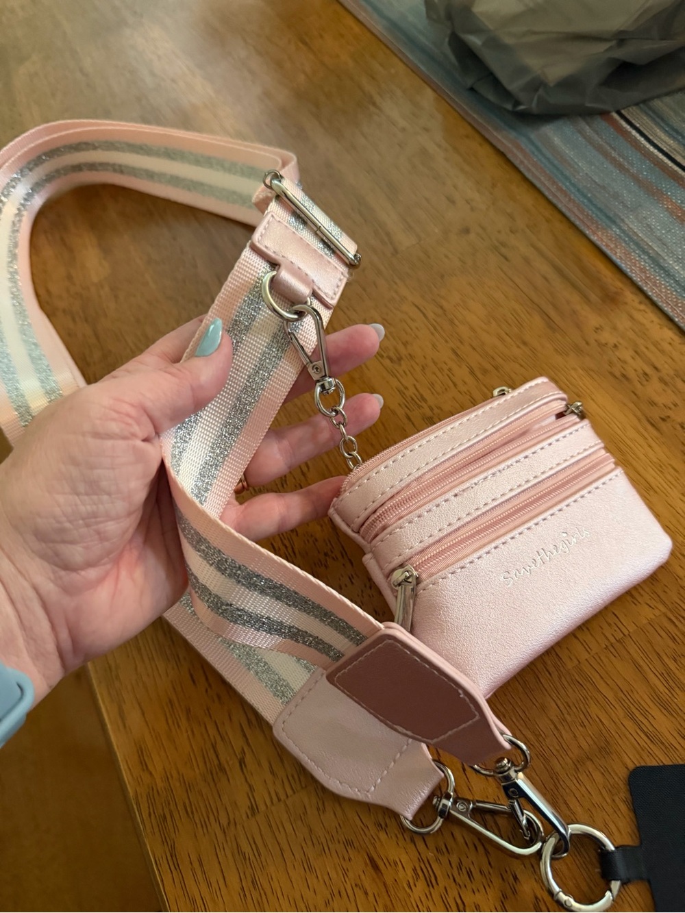 Convertible Pink Mini Crossbody Wallet with Adjustable Strap - Picture 4 of 5